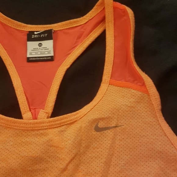Nike Women's Lightweight Dri-Fit Orange Tank Top - Picture 2 of 9